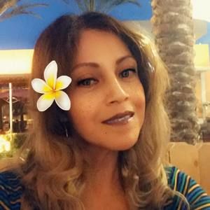 Meet your Posher, Cecilia